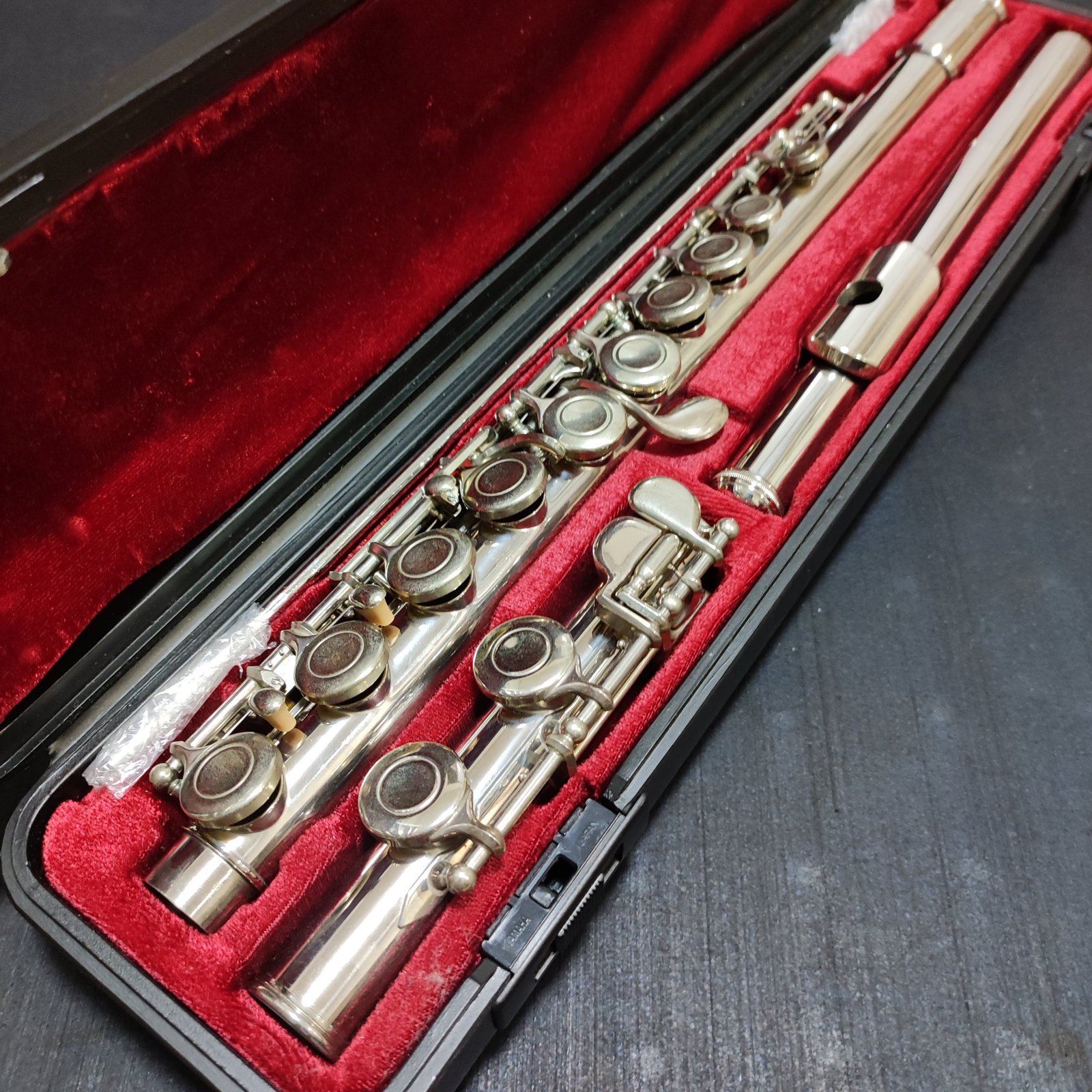 ☆価格相談歓迎☆ヤマハ フルート YFL-211 入門モデル Eメカ付