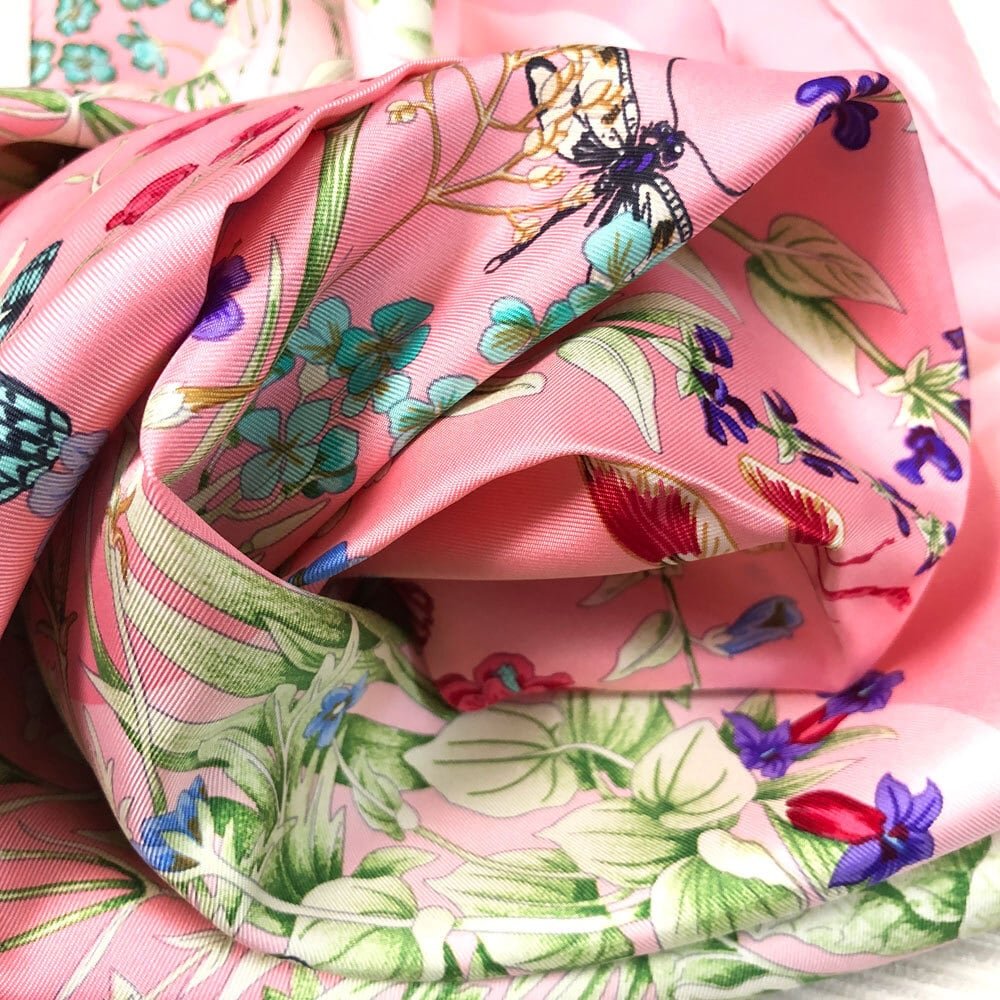 美品 HERMES エルメス カレ90 LA PRAiRiE 草原 ピンクカラー 花 草