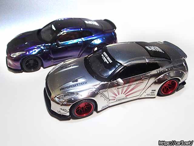 MINI GTの1/64LB-WORKS・日産R35 GT-Rマジックパープルはマジョーラ的