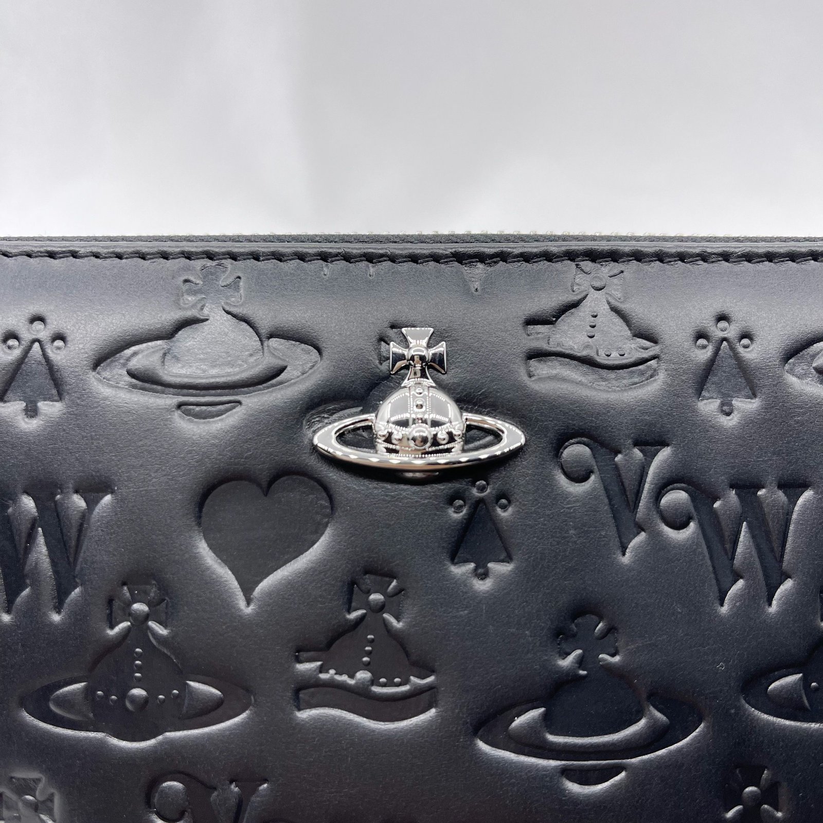 即日発送】Vivienne Westwood☆ハート×ロゴ JEAN 長財布☆黒 (Vivienne