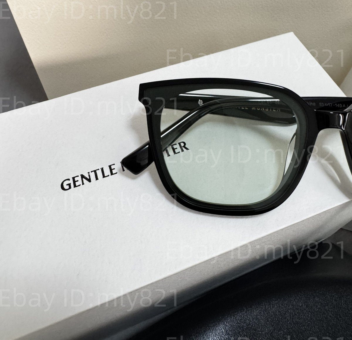 GentleMonster Lilit 01(K) Unisex Sunglasses Black Frame Green
