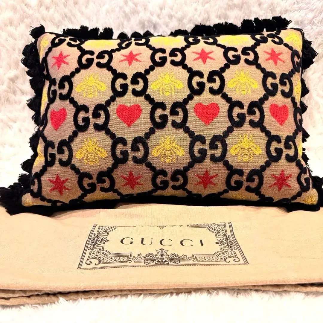 2026年最新】GUCCI クッションの人気アイテム - メルカリ