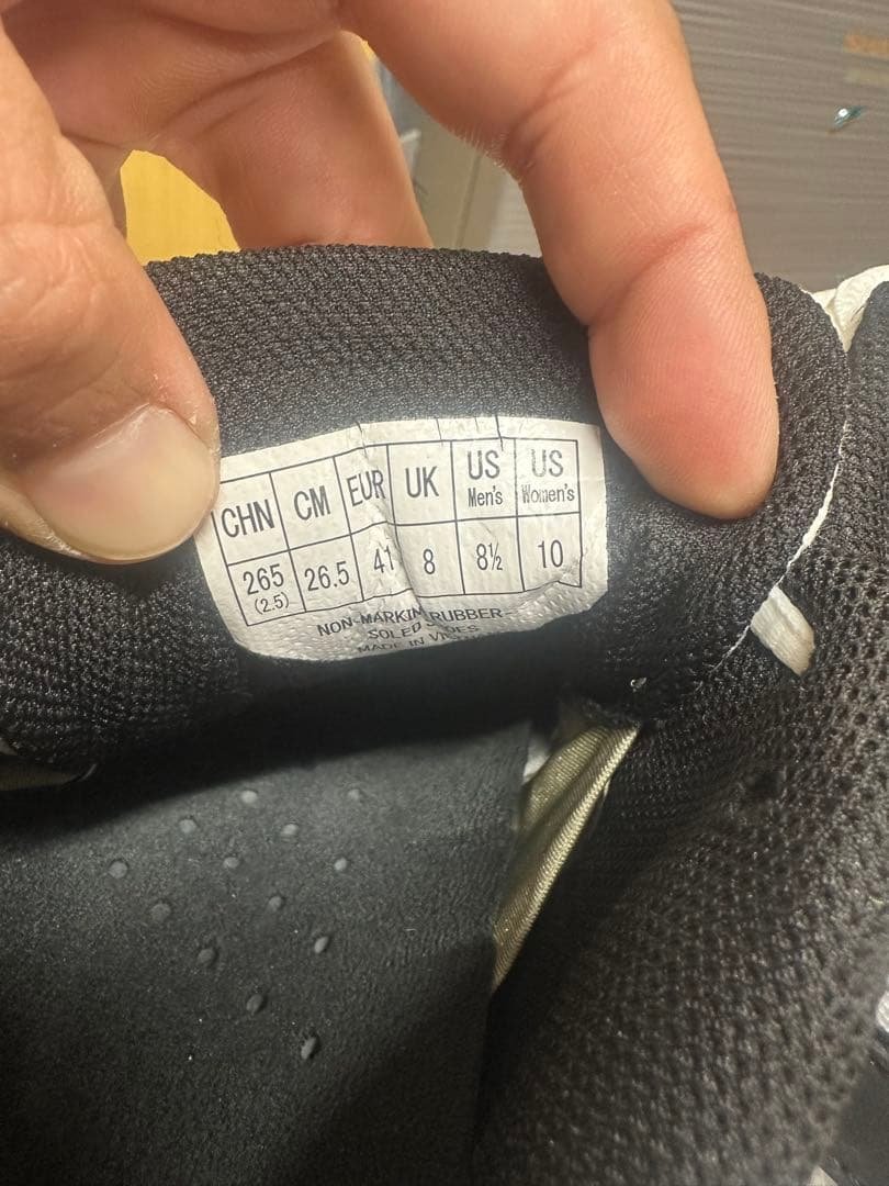 【入手困難】桃田賢斗モデル YONEX バドミントンシューズ 26〜26.5cm