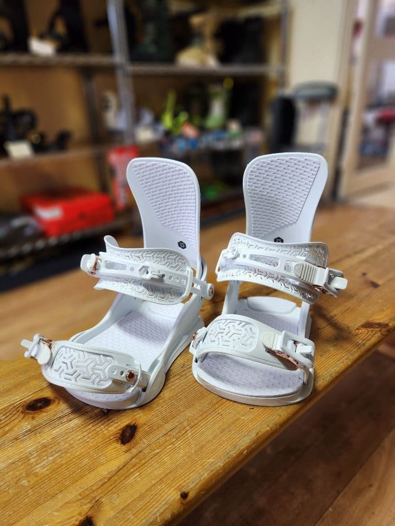 24-25 UNION JULIET (Mサイズ) Union Snowboard Bindings 『 Juliet 』 24-25 ユニオン