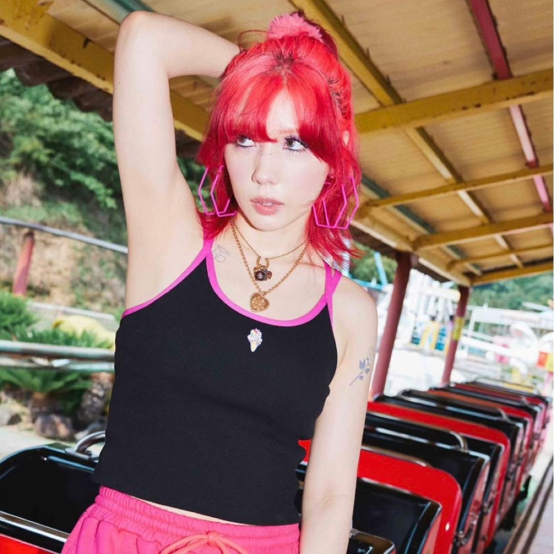 値下げ！【美品】RE.＊カップ付きキャミソール Ray Cassin（レイカズン） キャミソール 「カップ付き」レース付