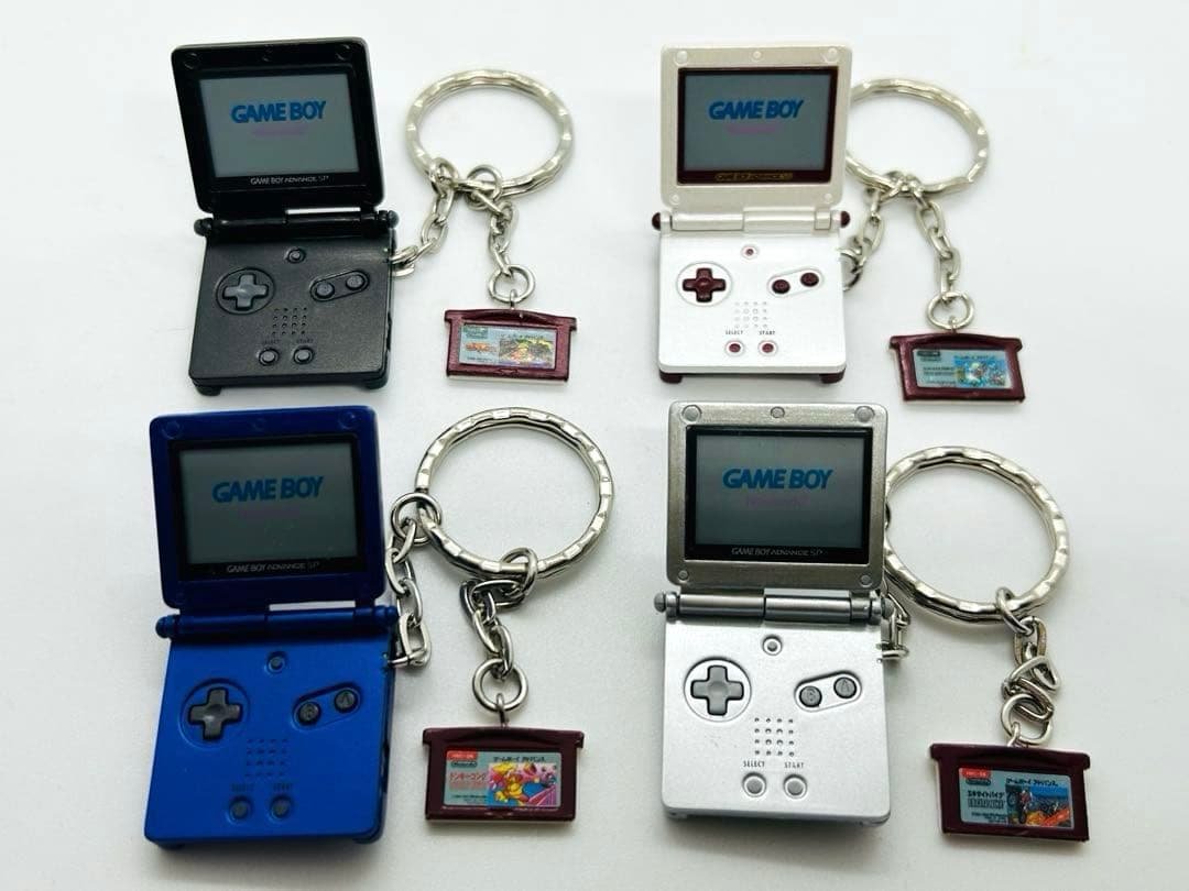 n*♪様 ゲームボーイアドバンスSP 4個セット キーホルダー カセットイン タ n*♪様 ゲームボーイアドバンスSP 4個セット キーホルダー カセット