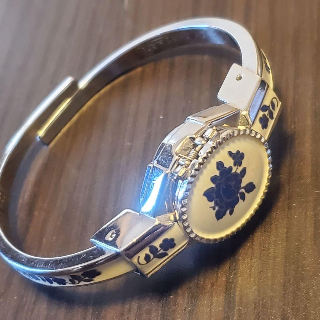 アンドレムッシュ 花柄 フラワー 腕時計 バングルタイプ シルバー